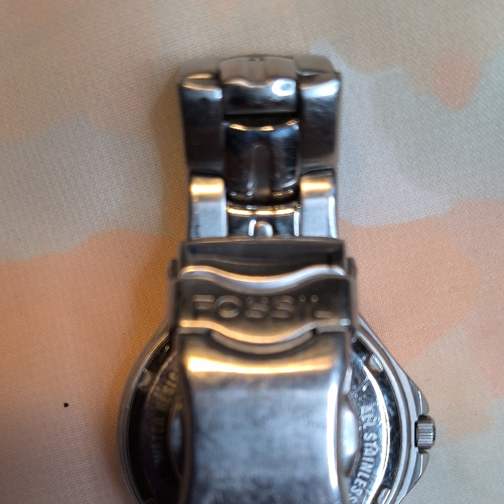 Women's Silver Watch with Date Display - Picture 2 of 7